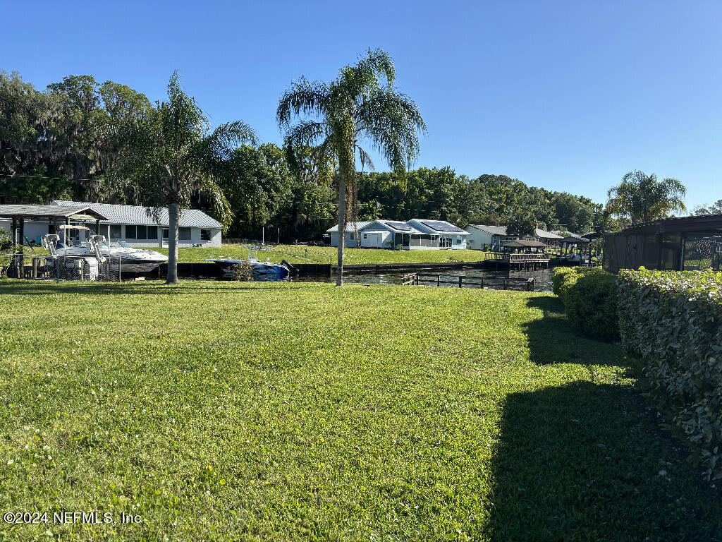 East Palatka, FL home for sale located at 135 Cypress Drive, East Palatka, FL 32131