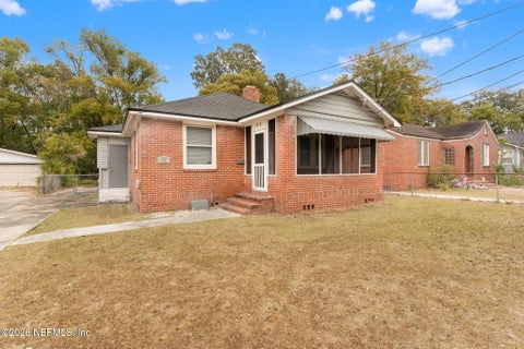 Photo of 59 W 55TH Street, Jacksonville, FL 32208 (MLS # 2163807)