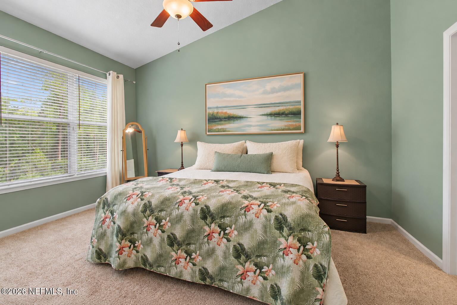 8555 LITTLE SWIFT Circle 32A