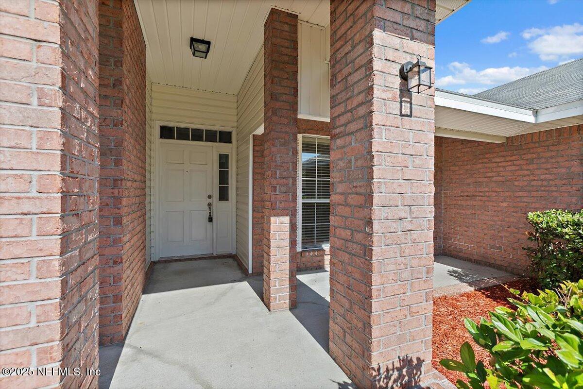 12142 CORNER OAKS Drive