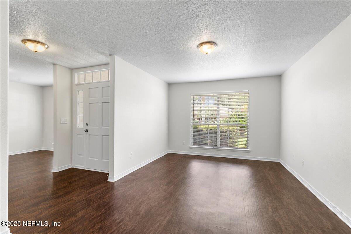 12142 CORNER OAKS Drive