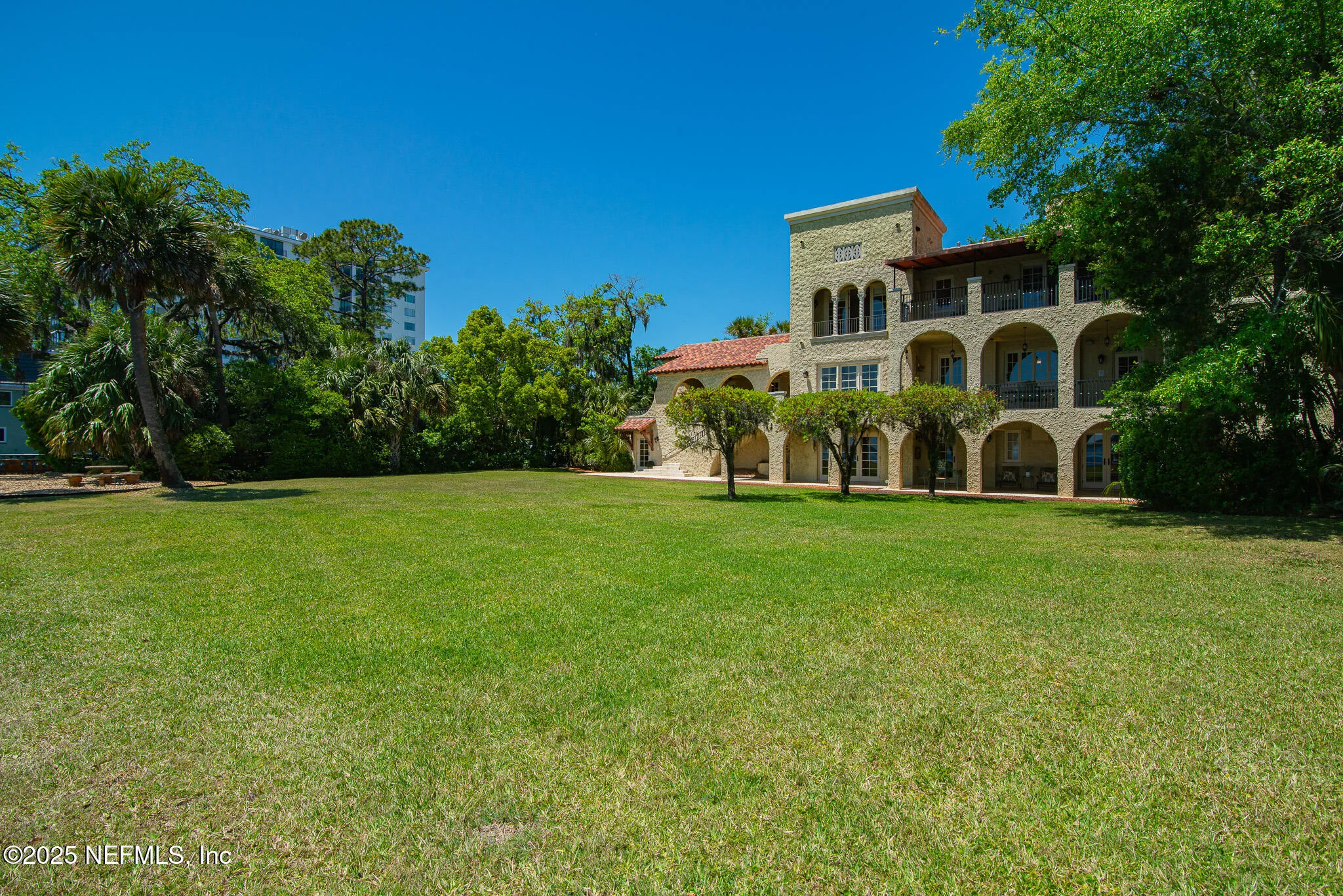 Jacksonville, Florida 32205, United States, 5 Bedrooms Bedrooms, ,6 BathroomsBathrooms,Residential,Active,112448