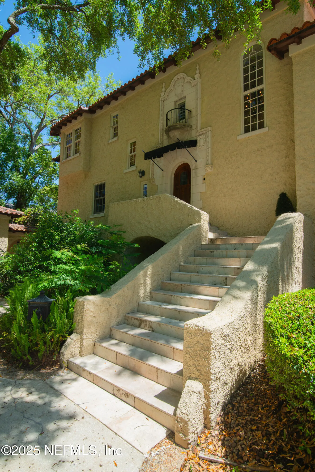 Jacksonville, Florida 32205, United States, 5 Bedrooms Bedrooms, ,6 BathroomsBathrooms,Residential,Active,112448