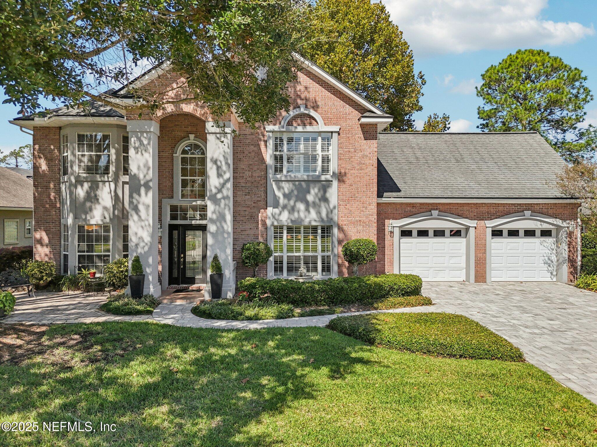 1432 COURSE VIEW Drive