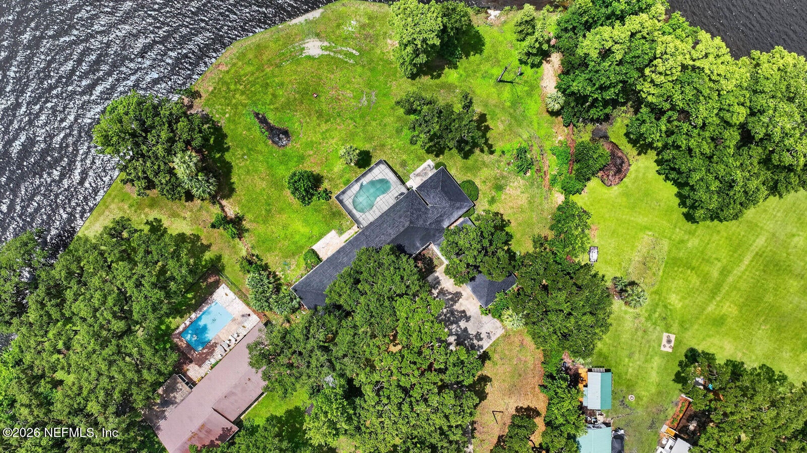 157 W GRANDVIEW Drive