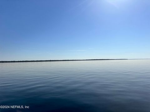 5287 DEER ISLAND Road Green Cove Springs FL 32043