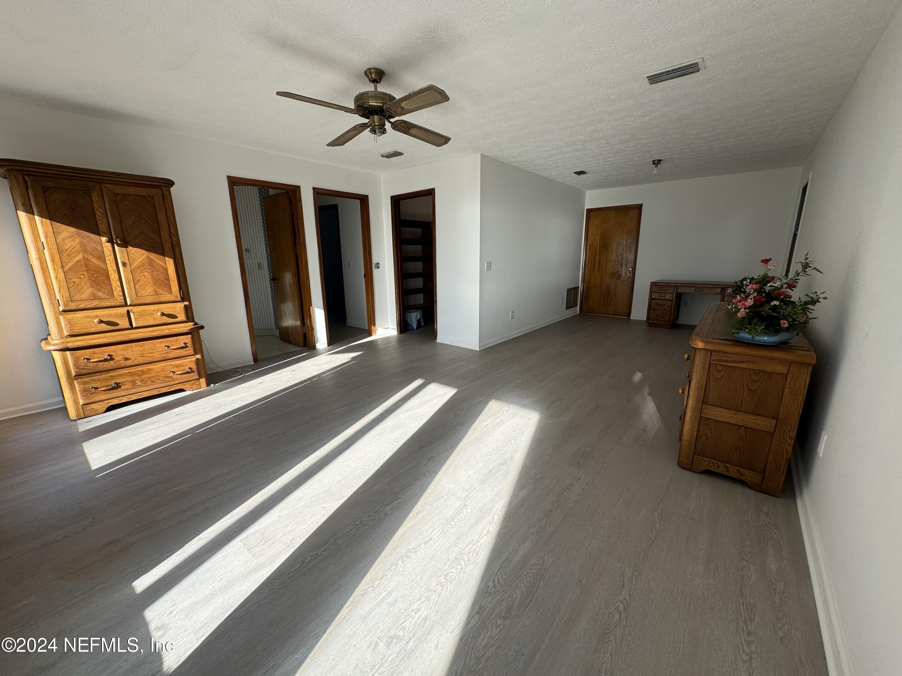 3832 SANDY SHORES Drive