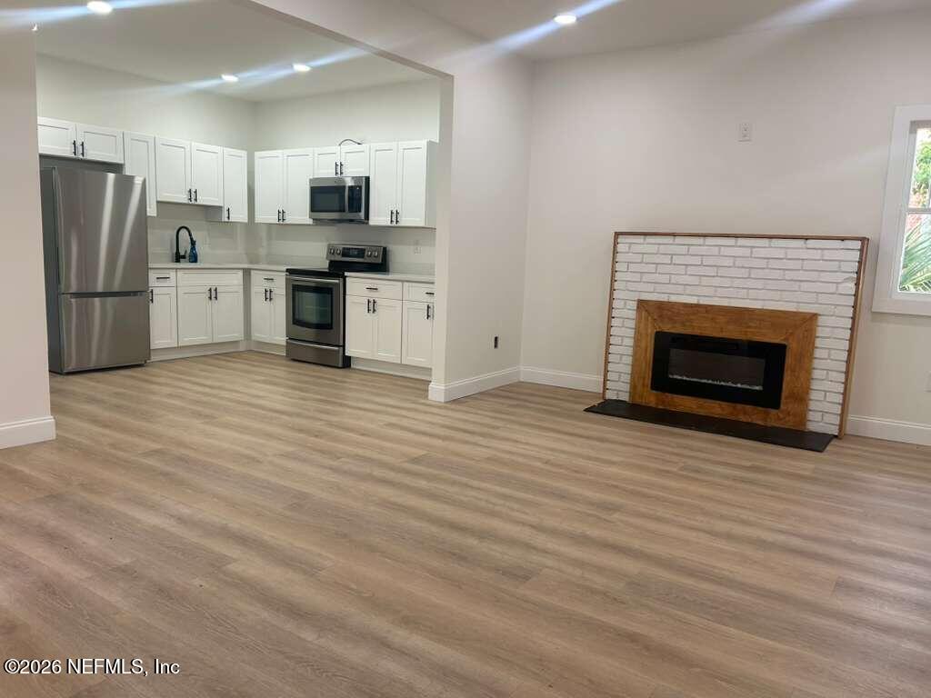 3021 COMMONWEALTH Avenue