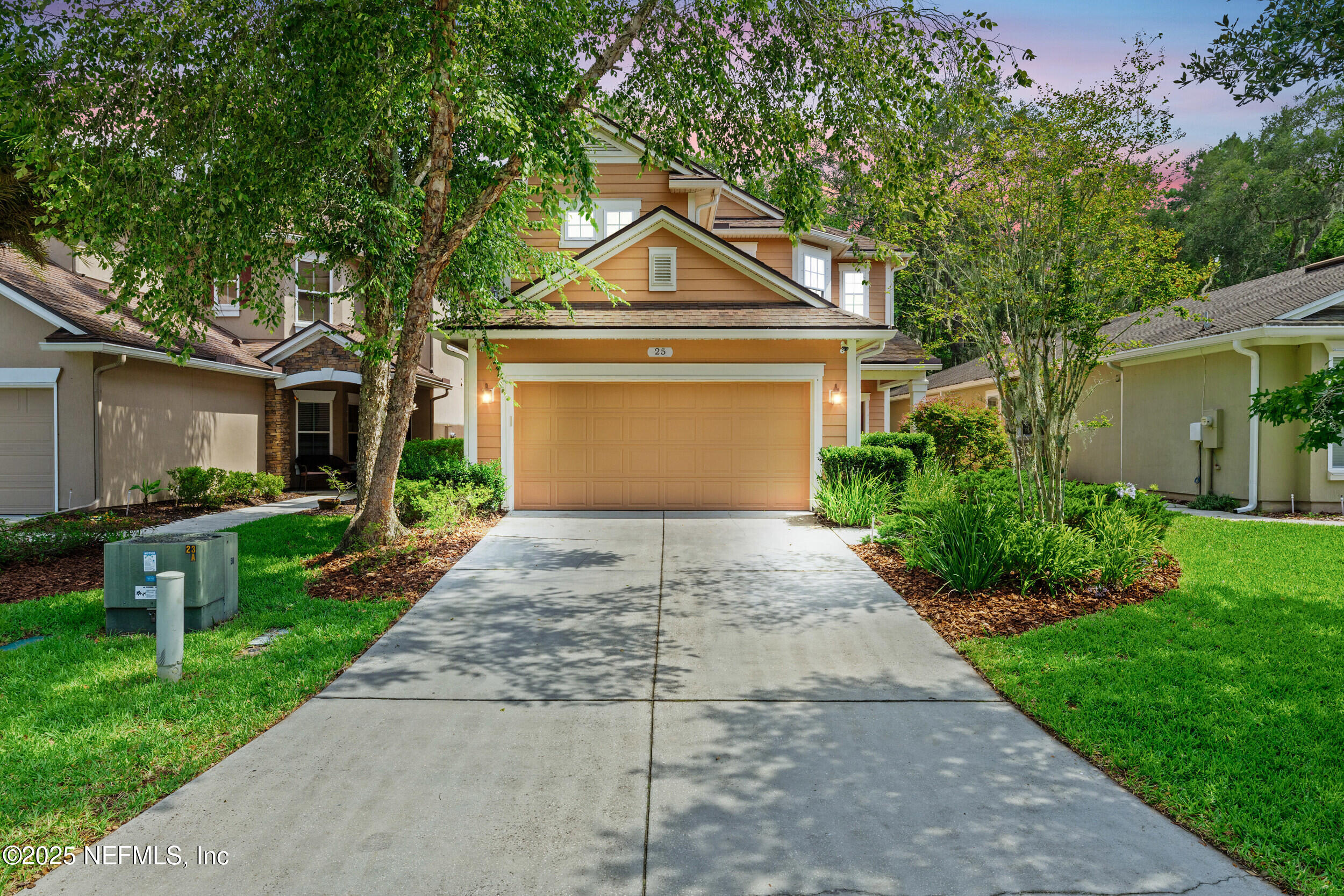 25 HOWLAND Drive