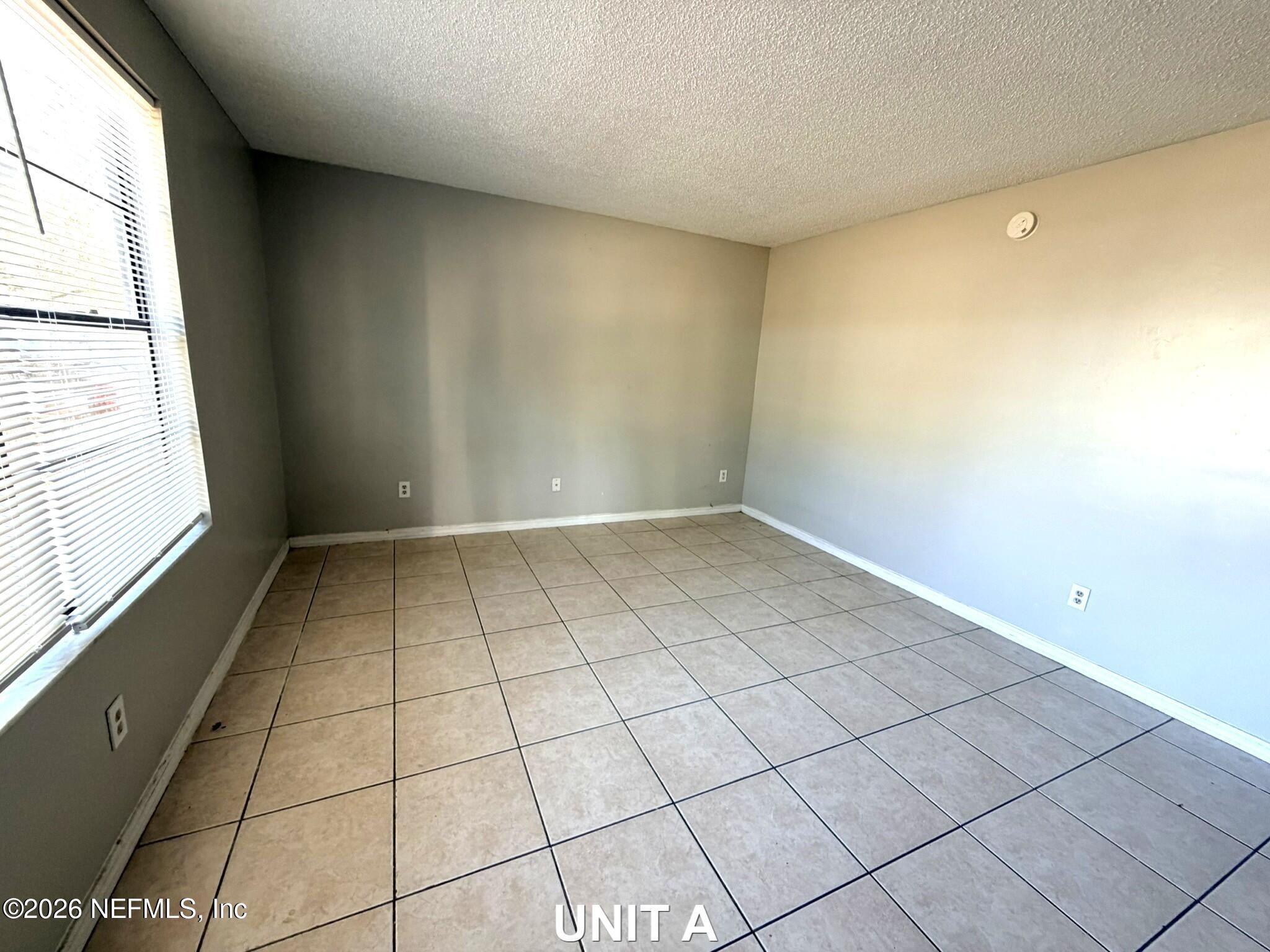 460 BENTWOOD Lane