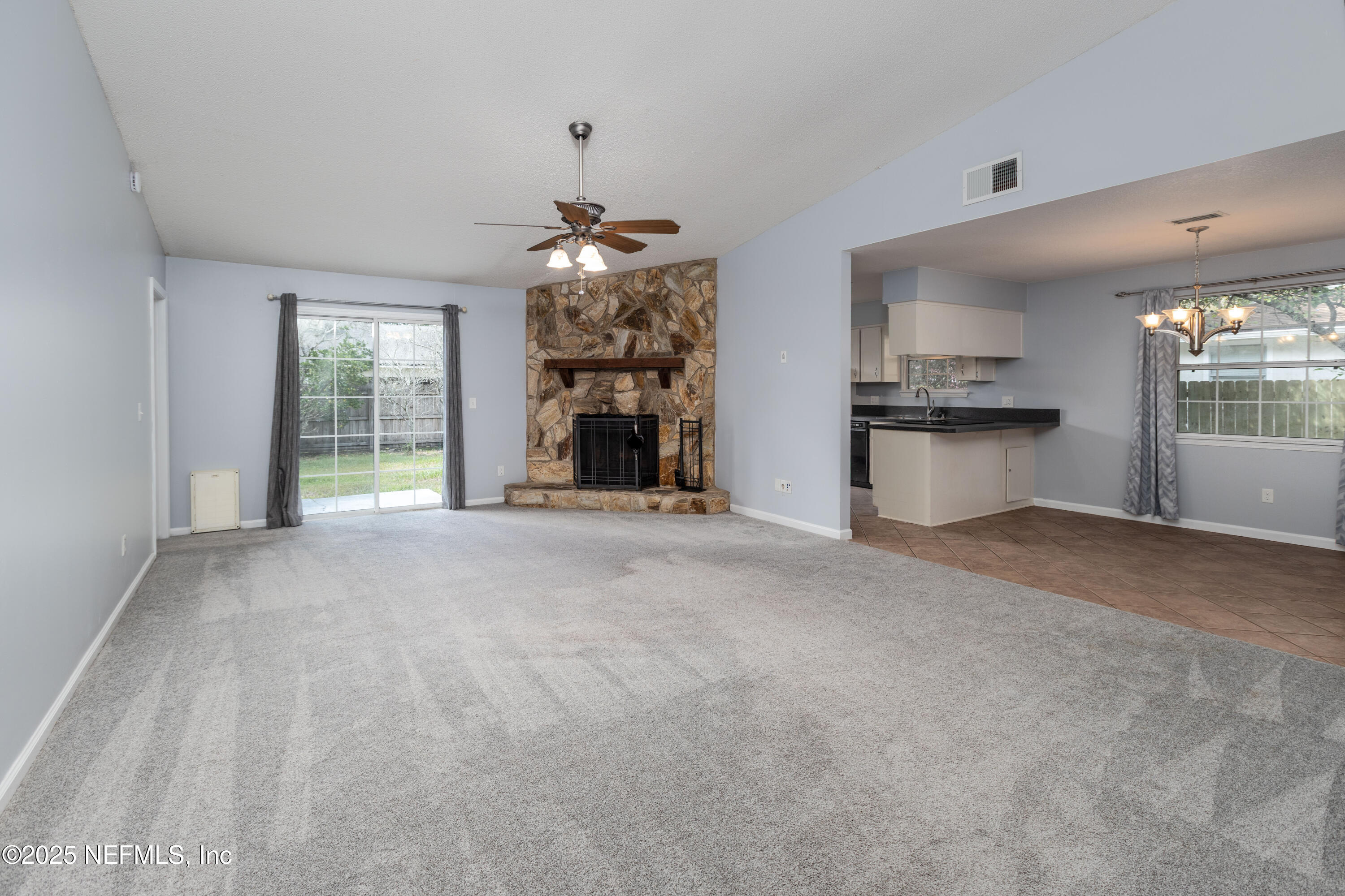 10876 HORSE TRACK Drive E