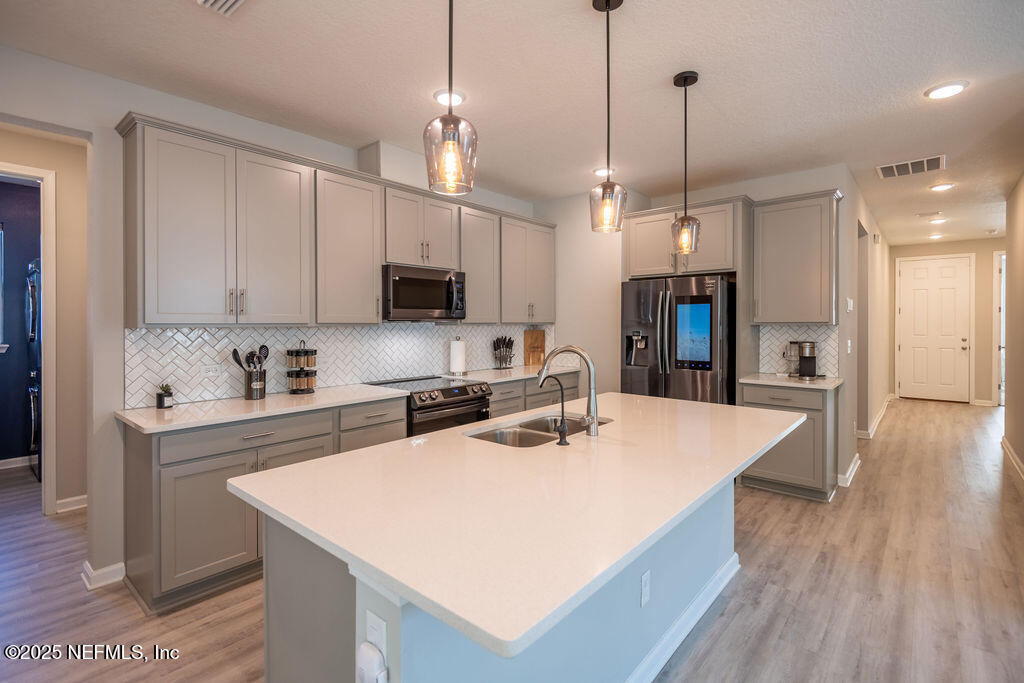 11463 EAGLE VAIL Court