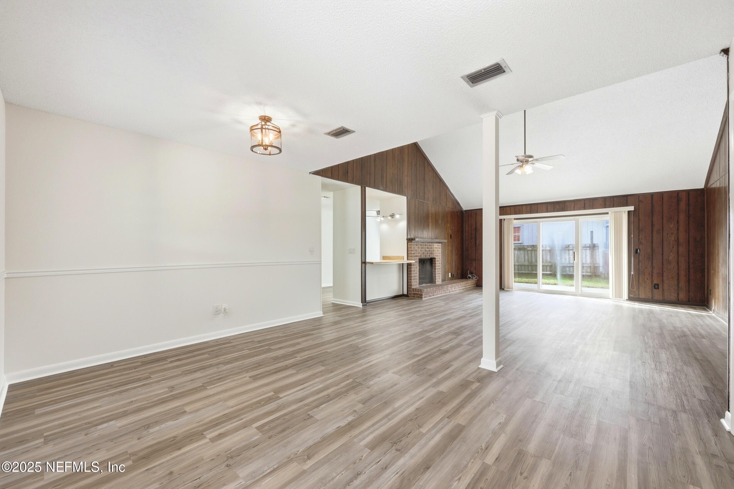 4306 PINE INLET Street W