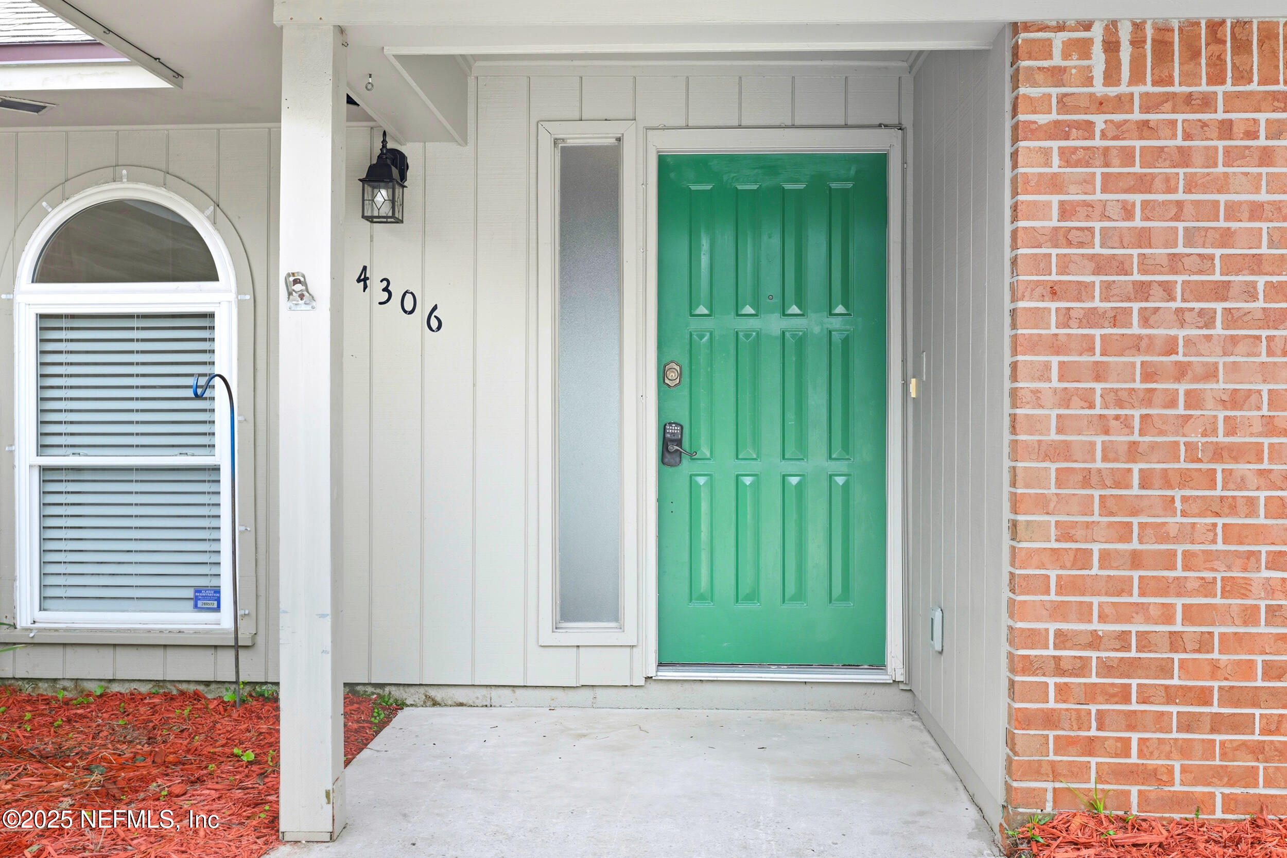 4306 PINE INLET Street W