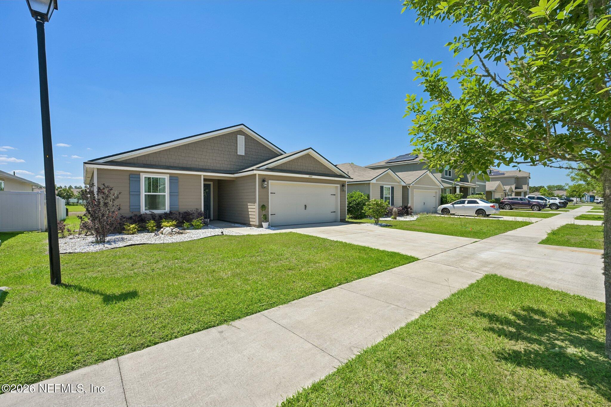 2327 EVENING OAKS Lane