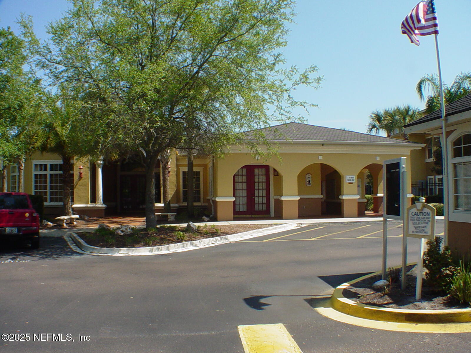 3591 KERNAN Boulevard S 515