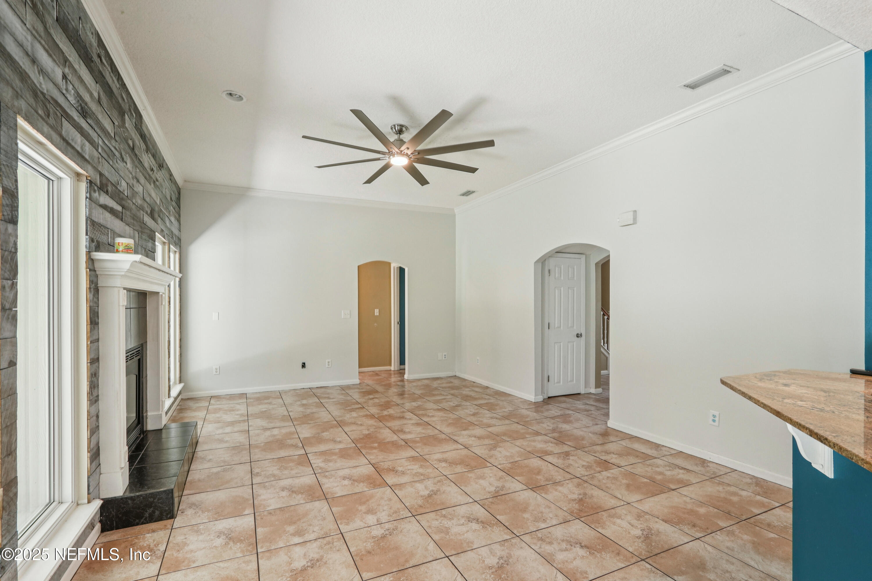 5592 DIANTHUS Street