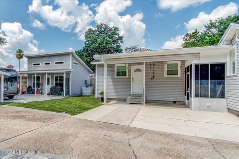 A home in Jacksonville