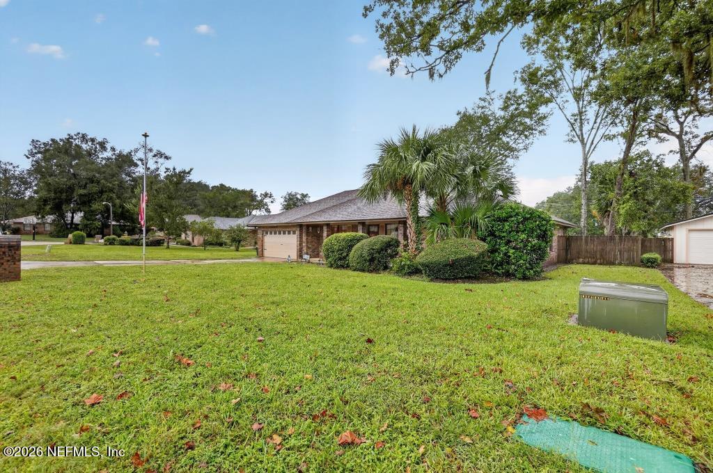 516 ROCKWOOD Court