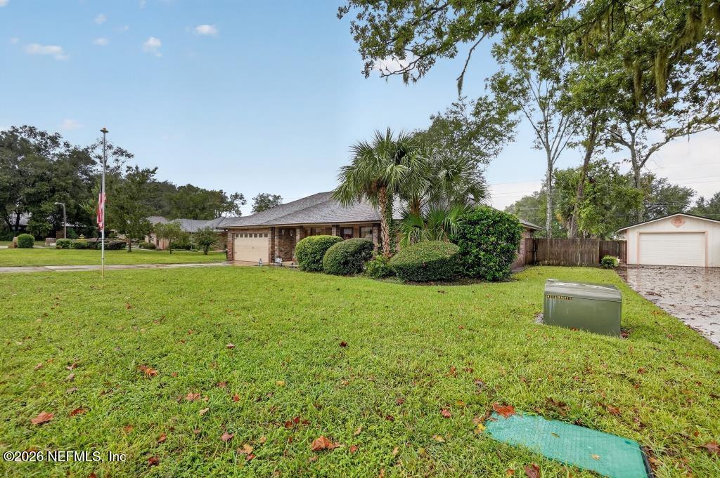 516 ROCKWOOD Court