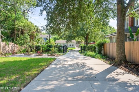 A home in Jacksonville