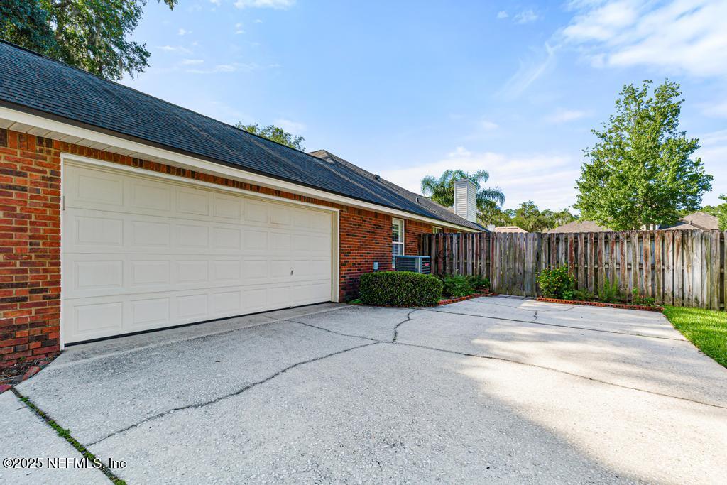 2838 EVERHOLLY Lane