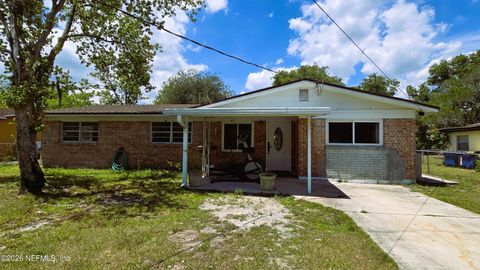 Photo of 10856 BONNELLY Drive, Jacksonville, FL 32218 (MLS # 2143653)