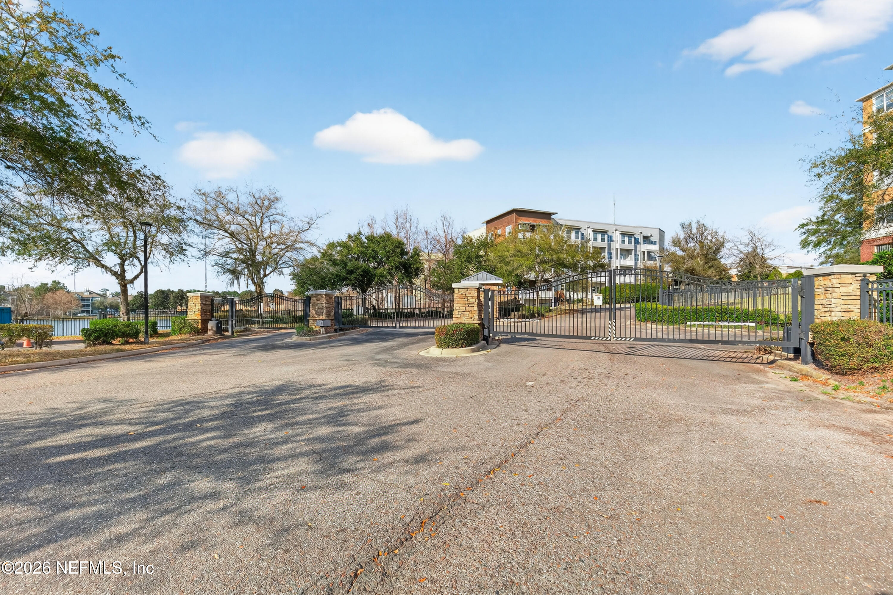 8550 TOUCHTON Road 2221