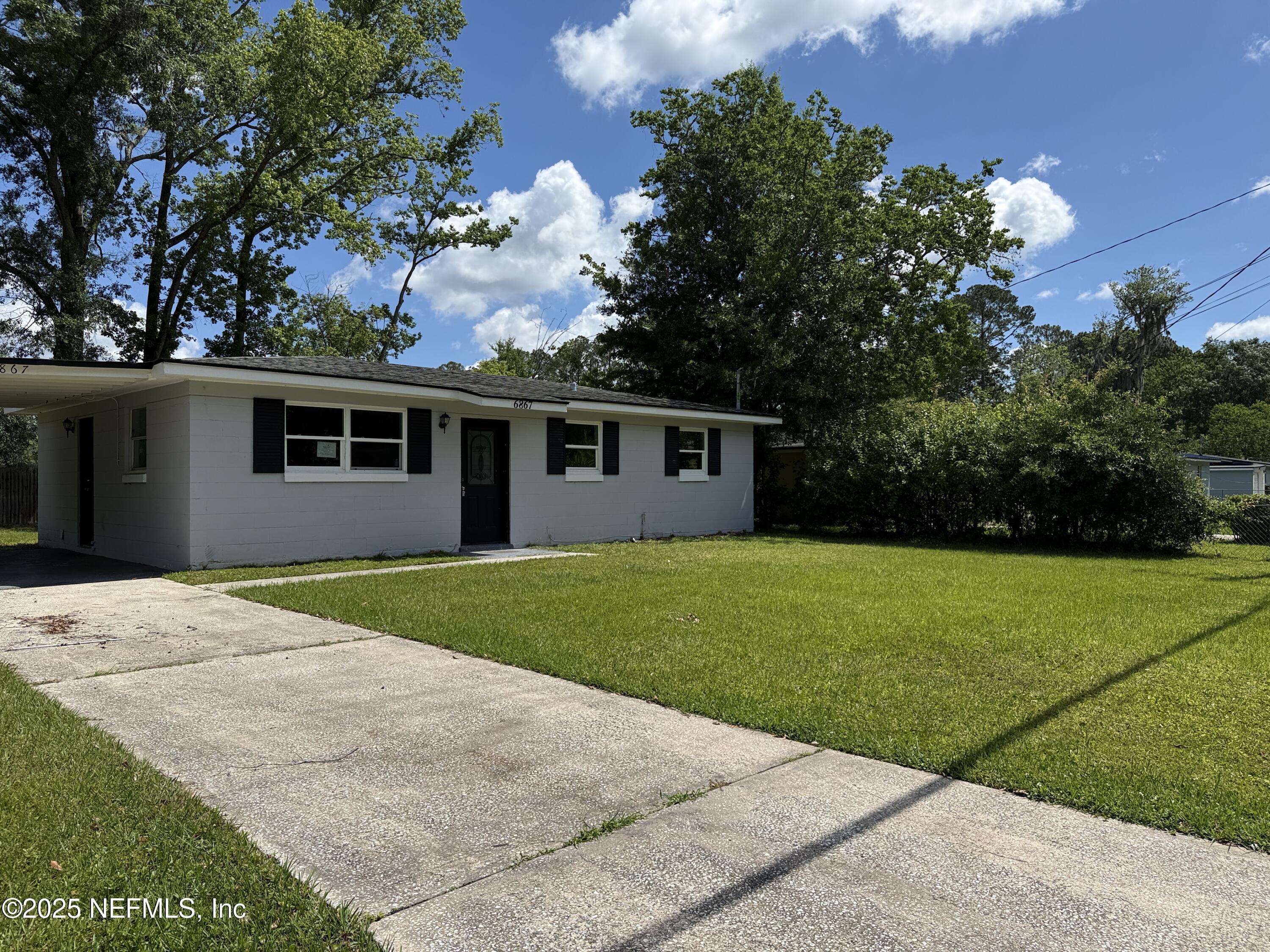 6867 MISS MUFFET Lane N