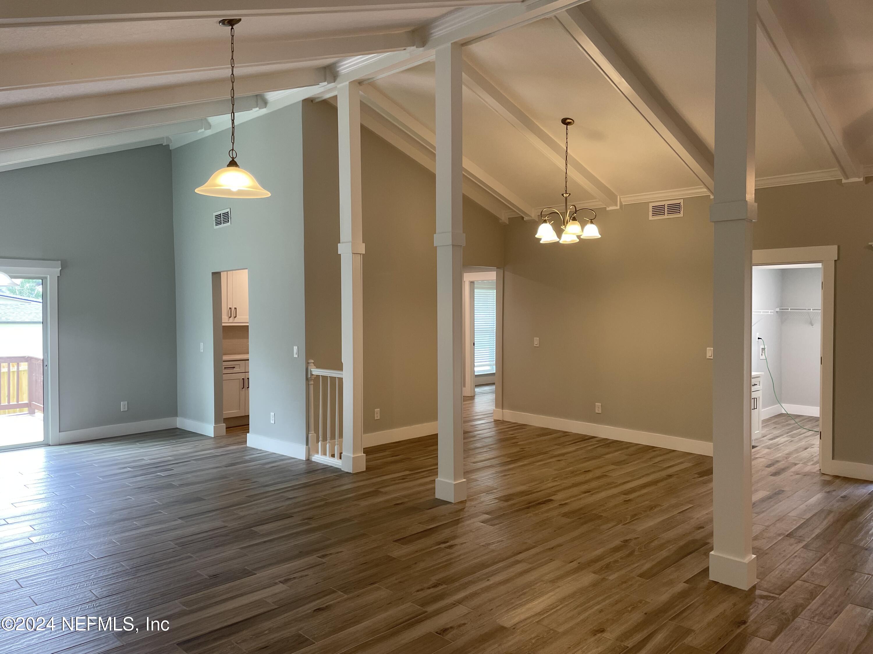 5609 HYDE PARK Circle