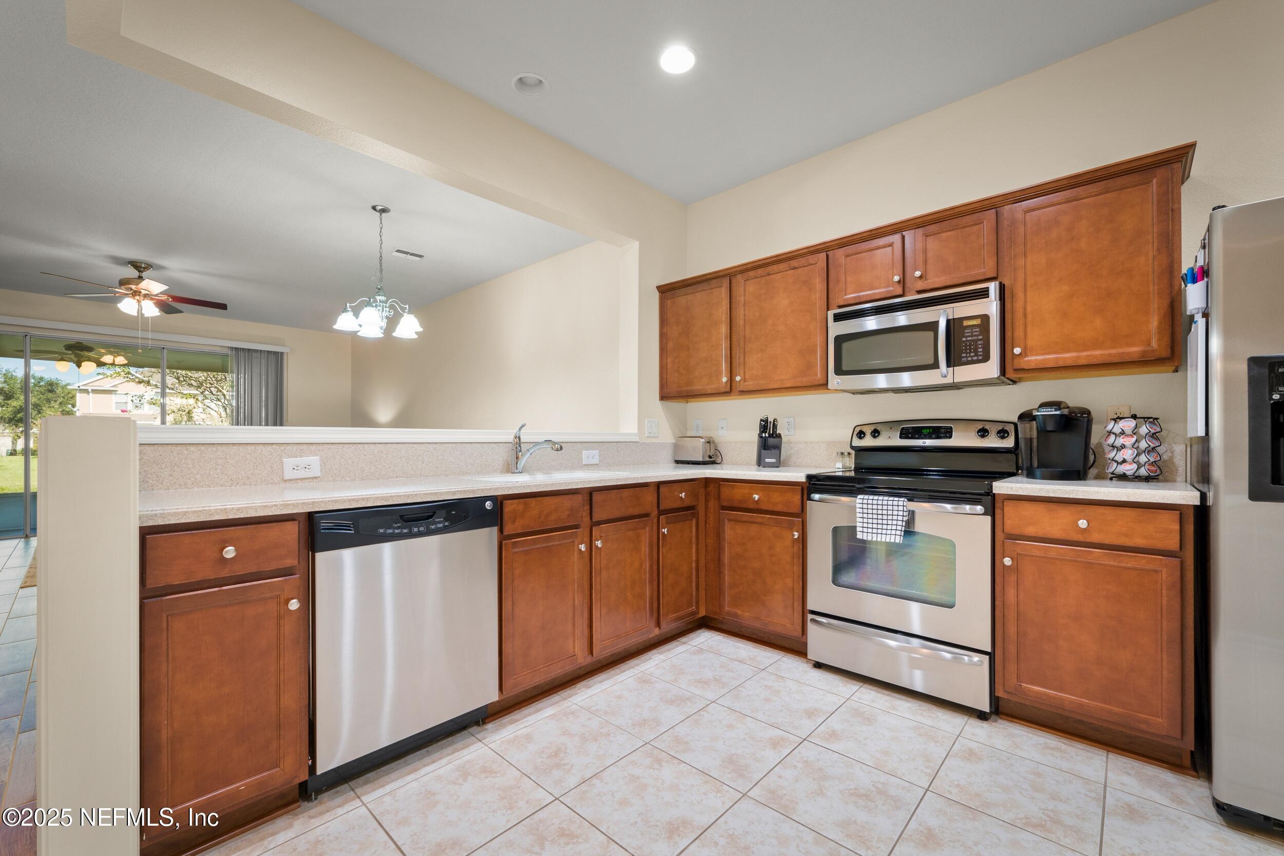 13406 ENGLISH PEAK Court