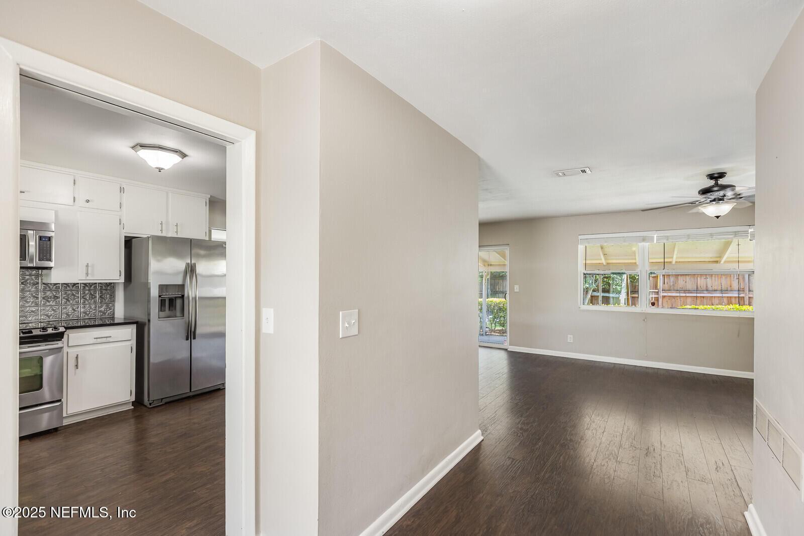 3592 THORNHILL Drive