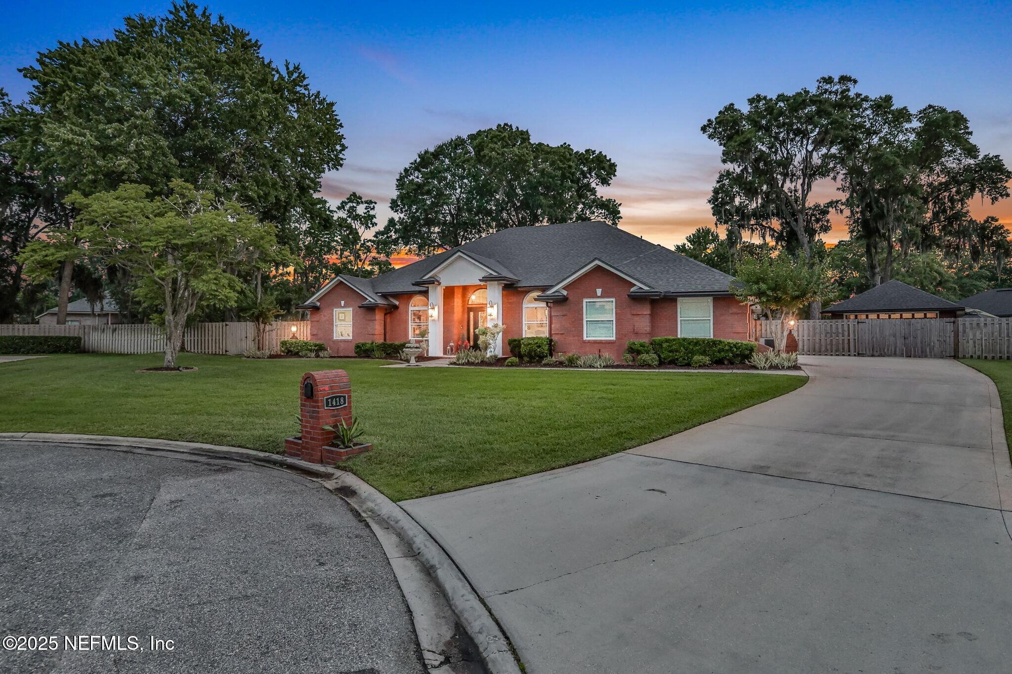 1418 FALKIRK Court