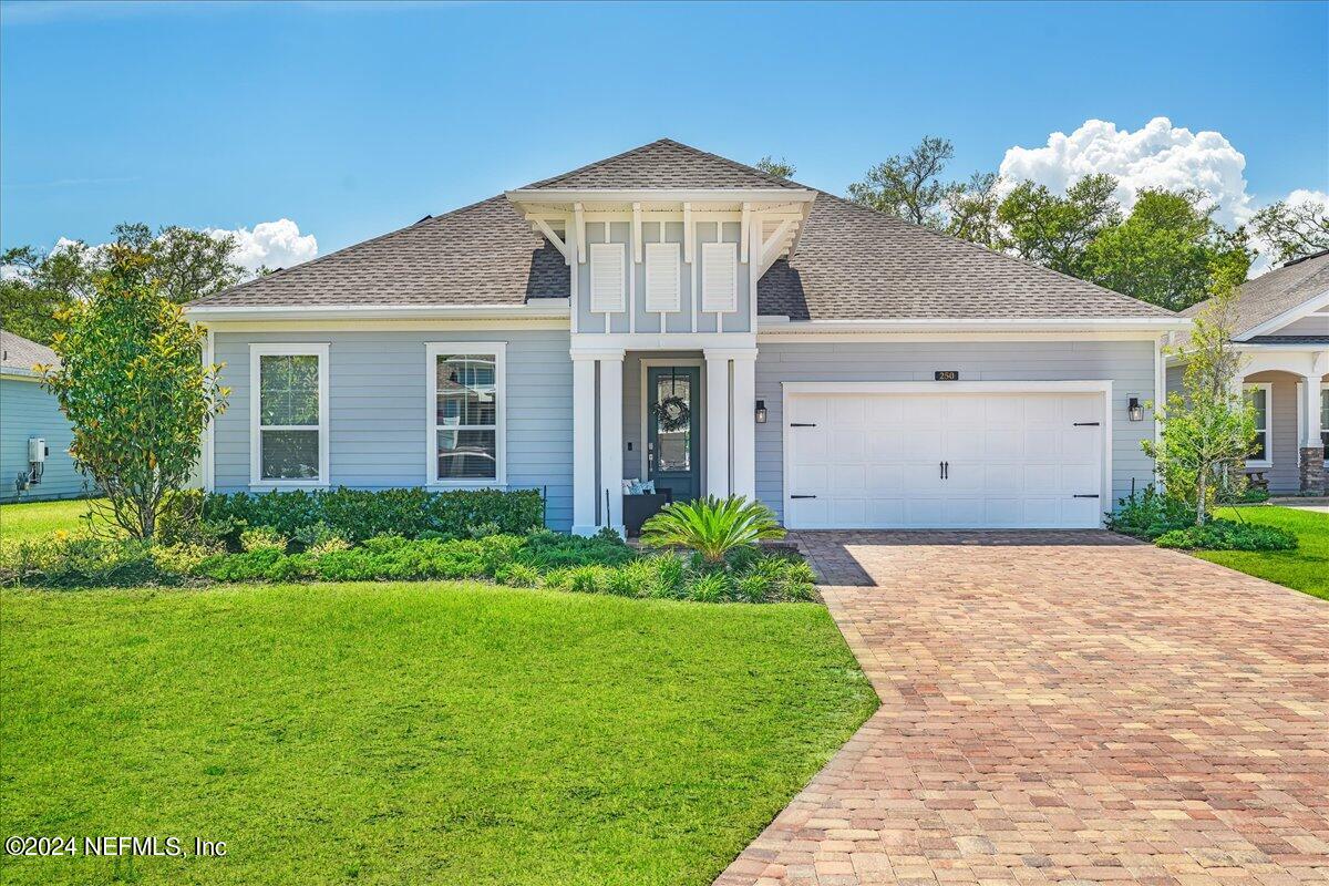 St Augustine, FL home for sale located at 250 Dosel Lane, St Augustine, FL 32095