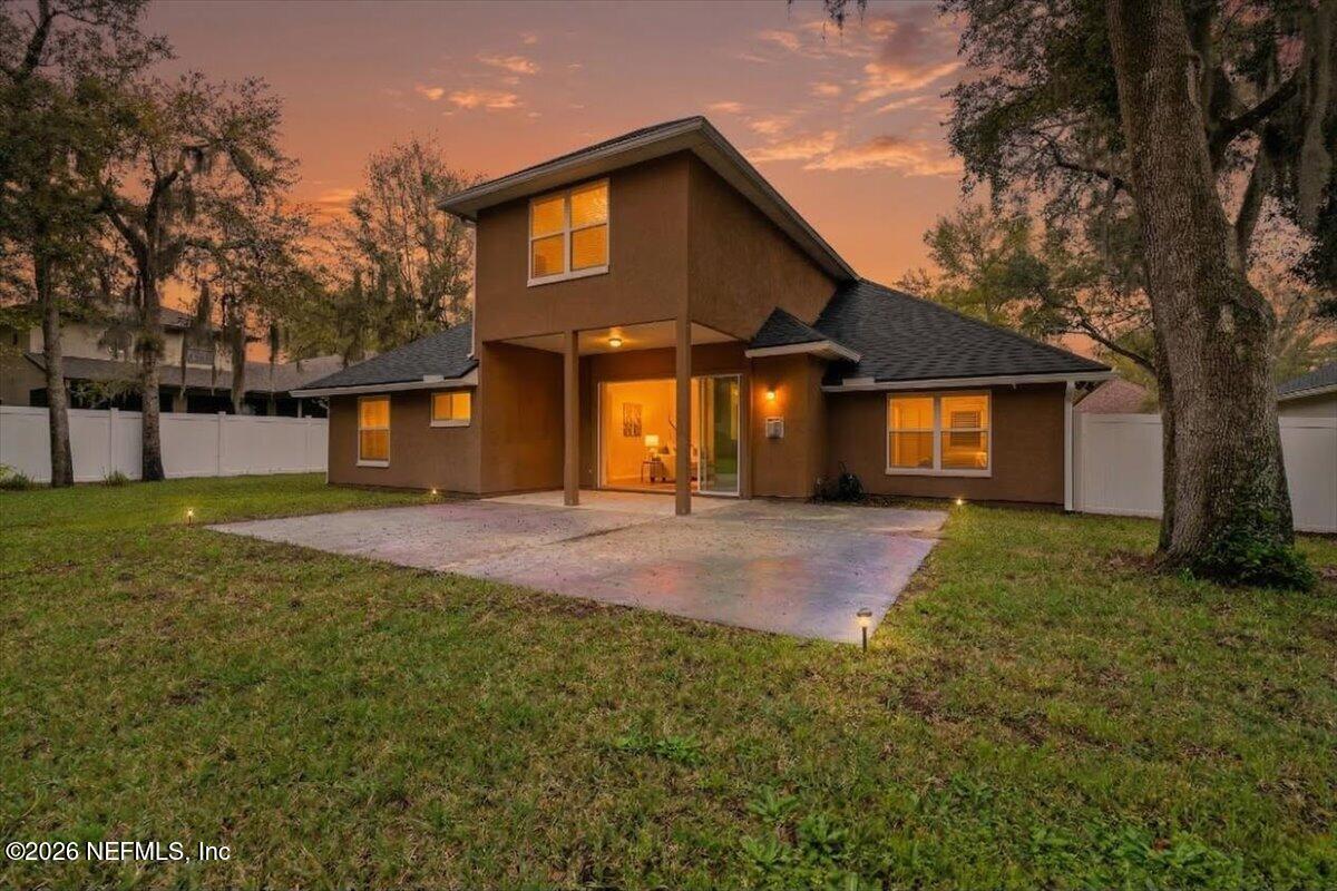 1880 OAKCHIME Drive