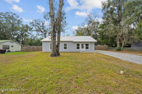 A home in Palatka