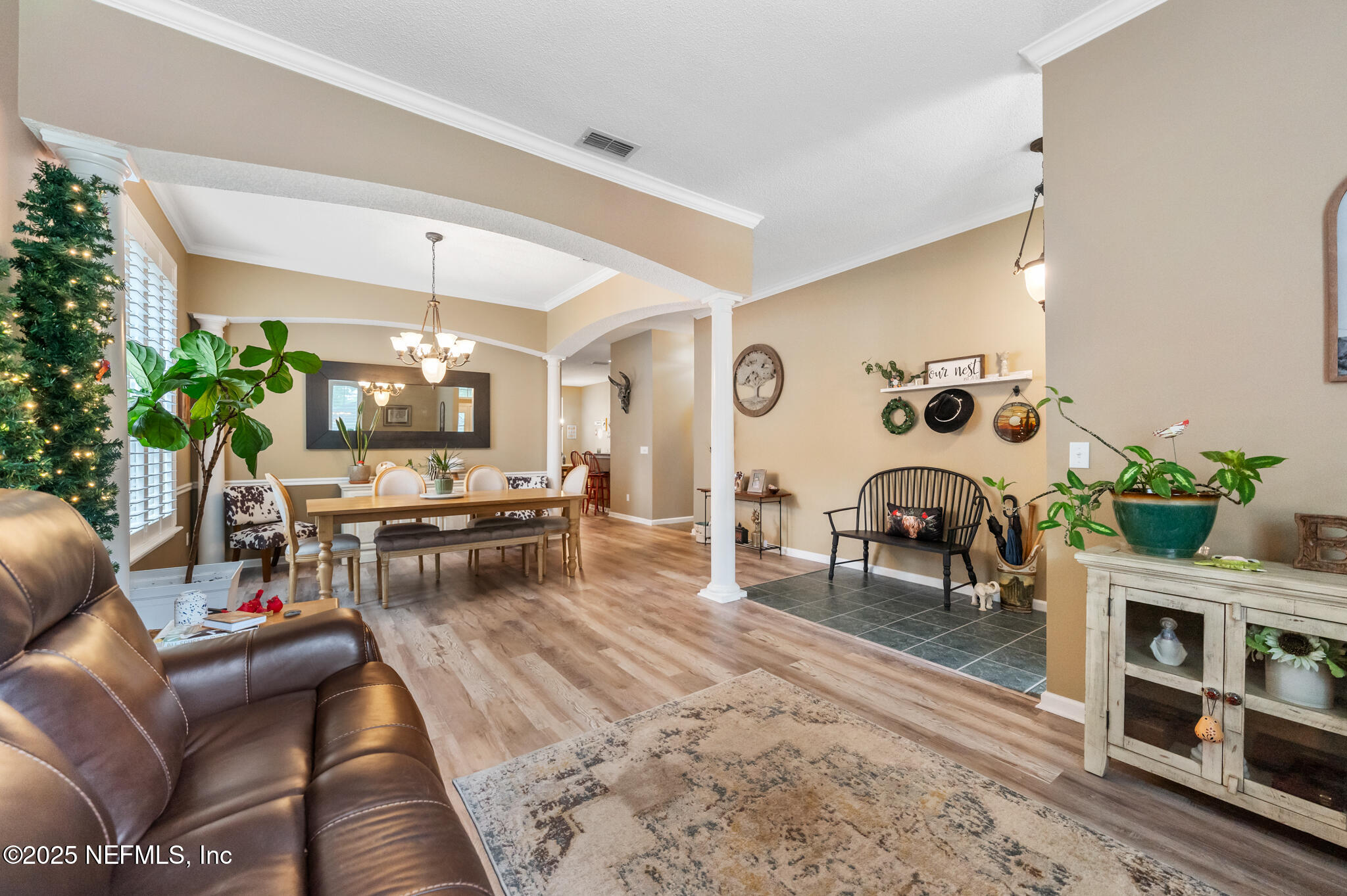 1049 FLORA PARKE Drive