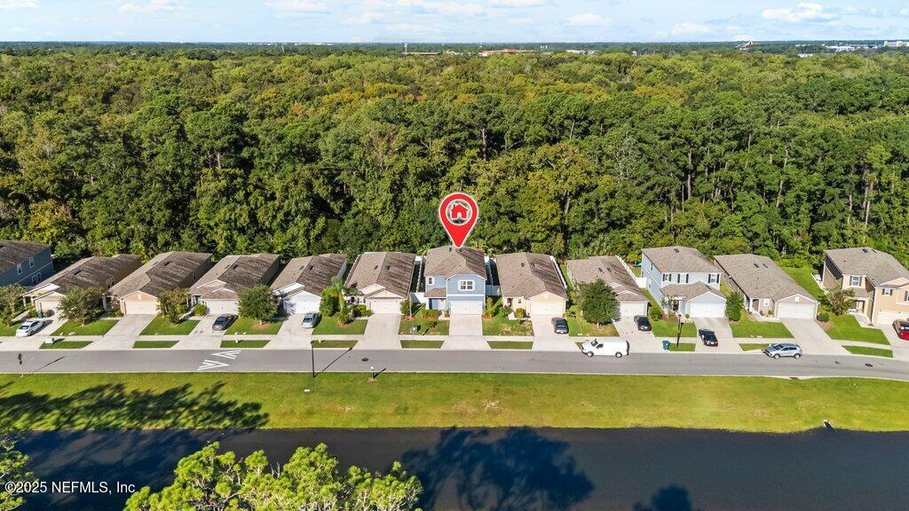 7778 MEADOW WALK Lane