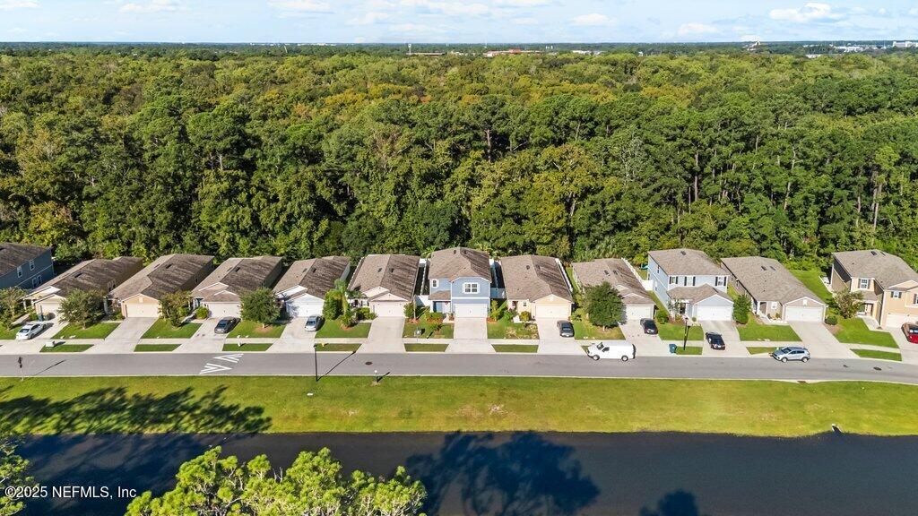 7778 MEADOW WALK Lane