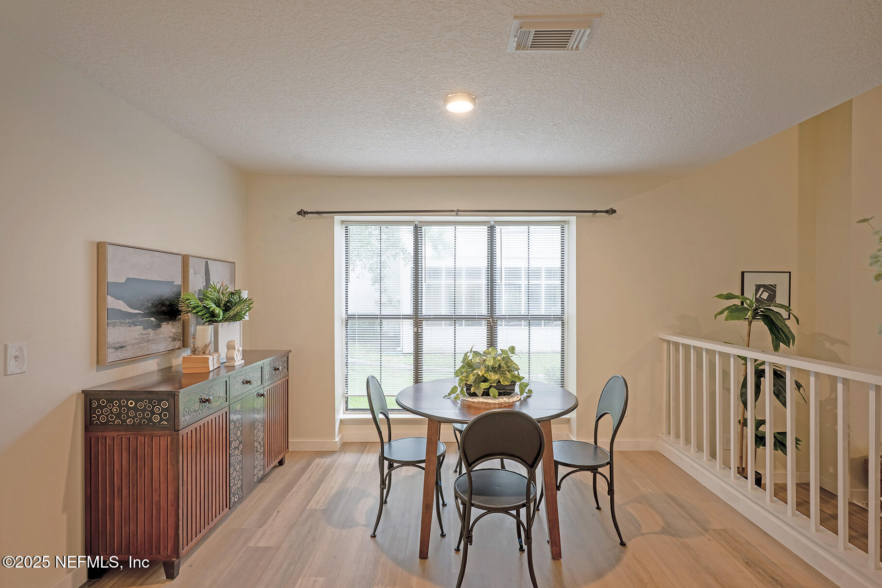 1901 WOOD HILL Place 1901