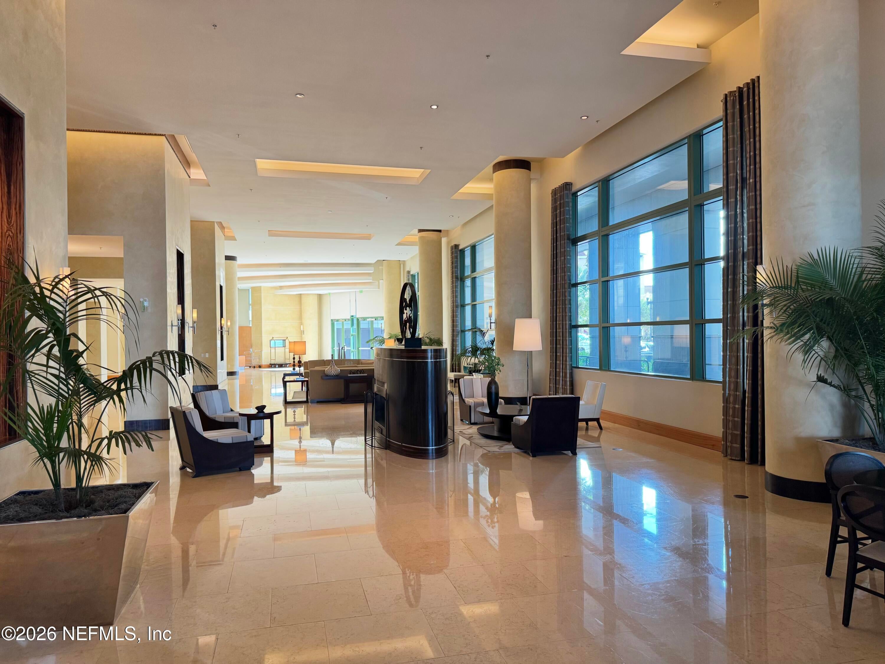 1431 RIVERPLACE Boulevard 1806