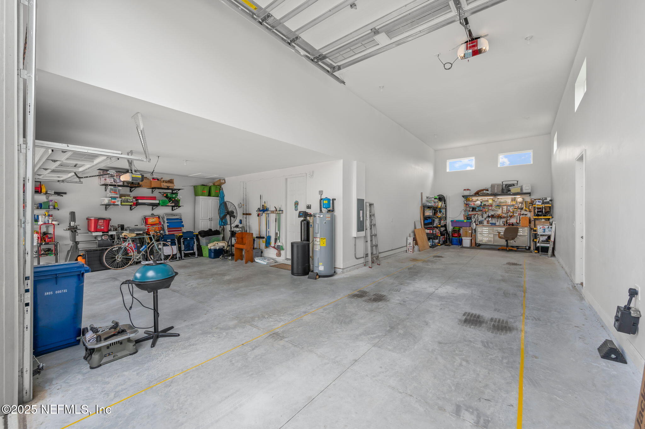 195 MEADOW CROSSING Drive