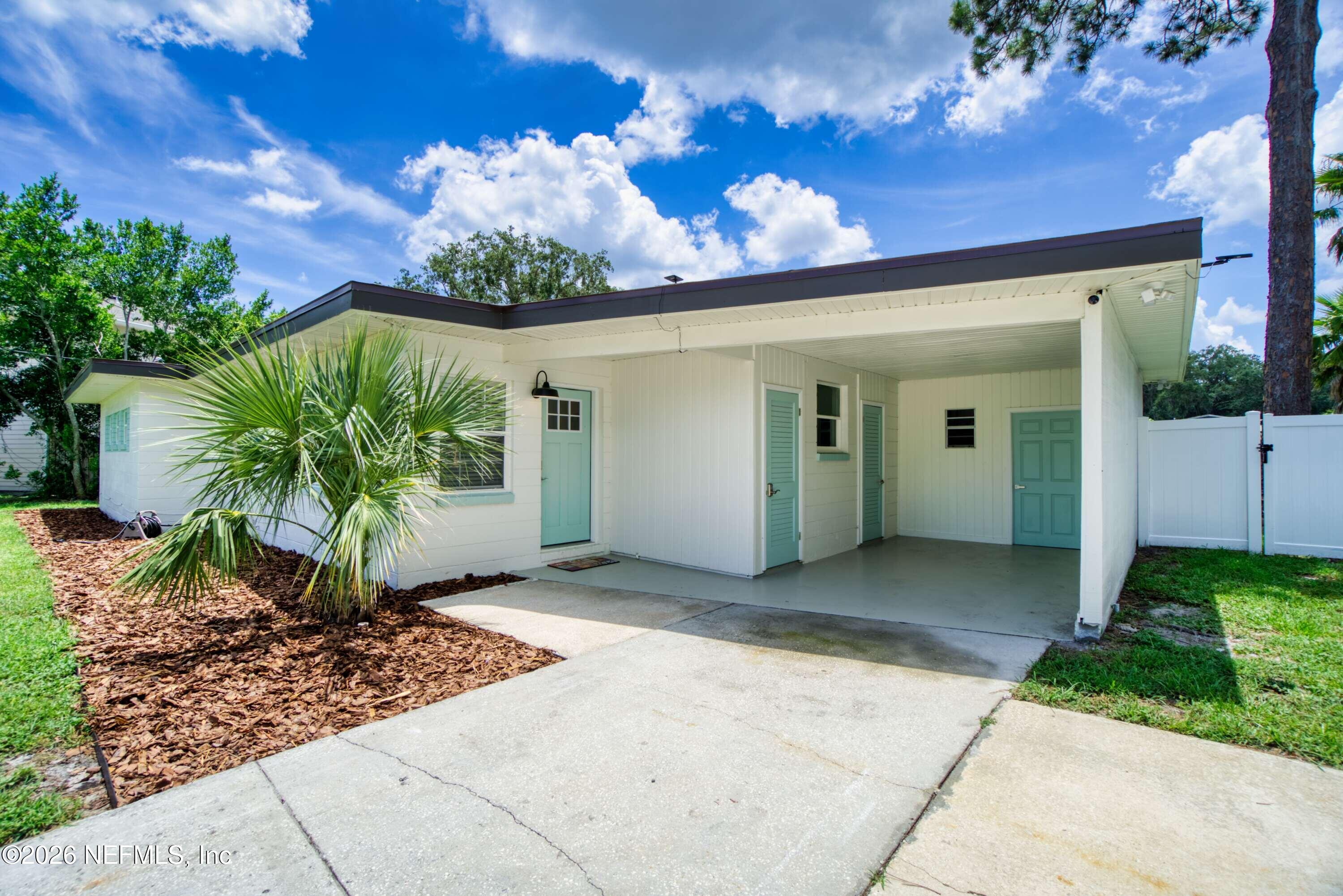 1338 PINEWOOD Road