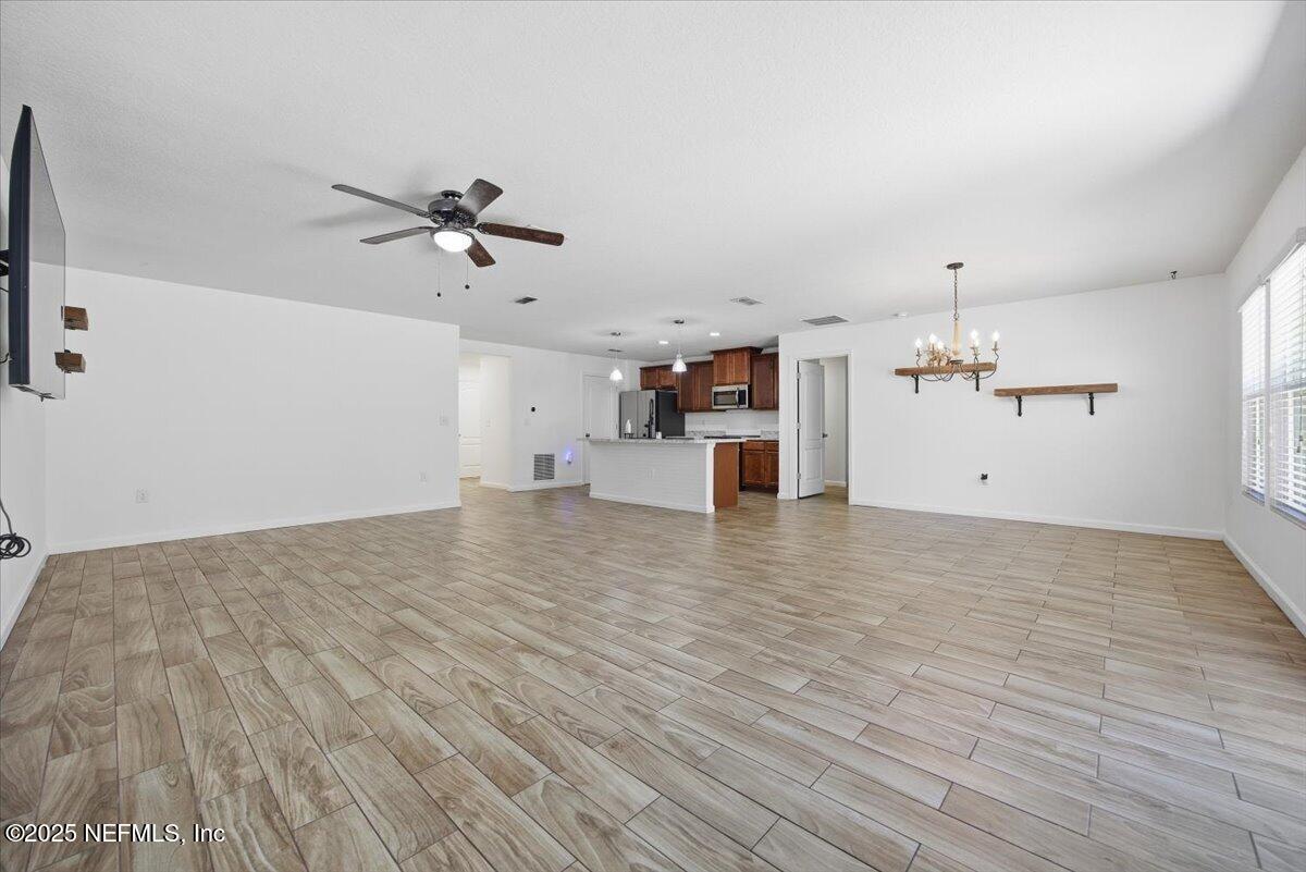 238 GREEN PALM Court