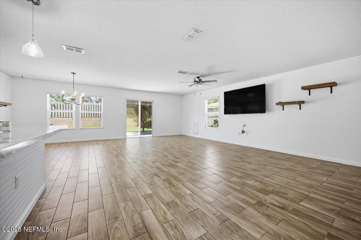 238 GREEN PALM Court