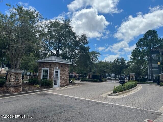 Jacksonville, FL home for sale located at 8550 Touchton Road Unit 324, Jacksonville, FL 32216