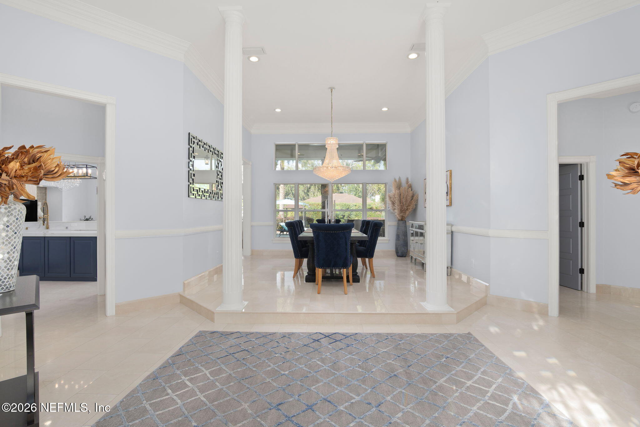 2553 SPREADING OAKS Lane