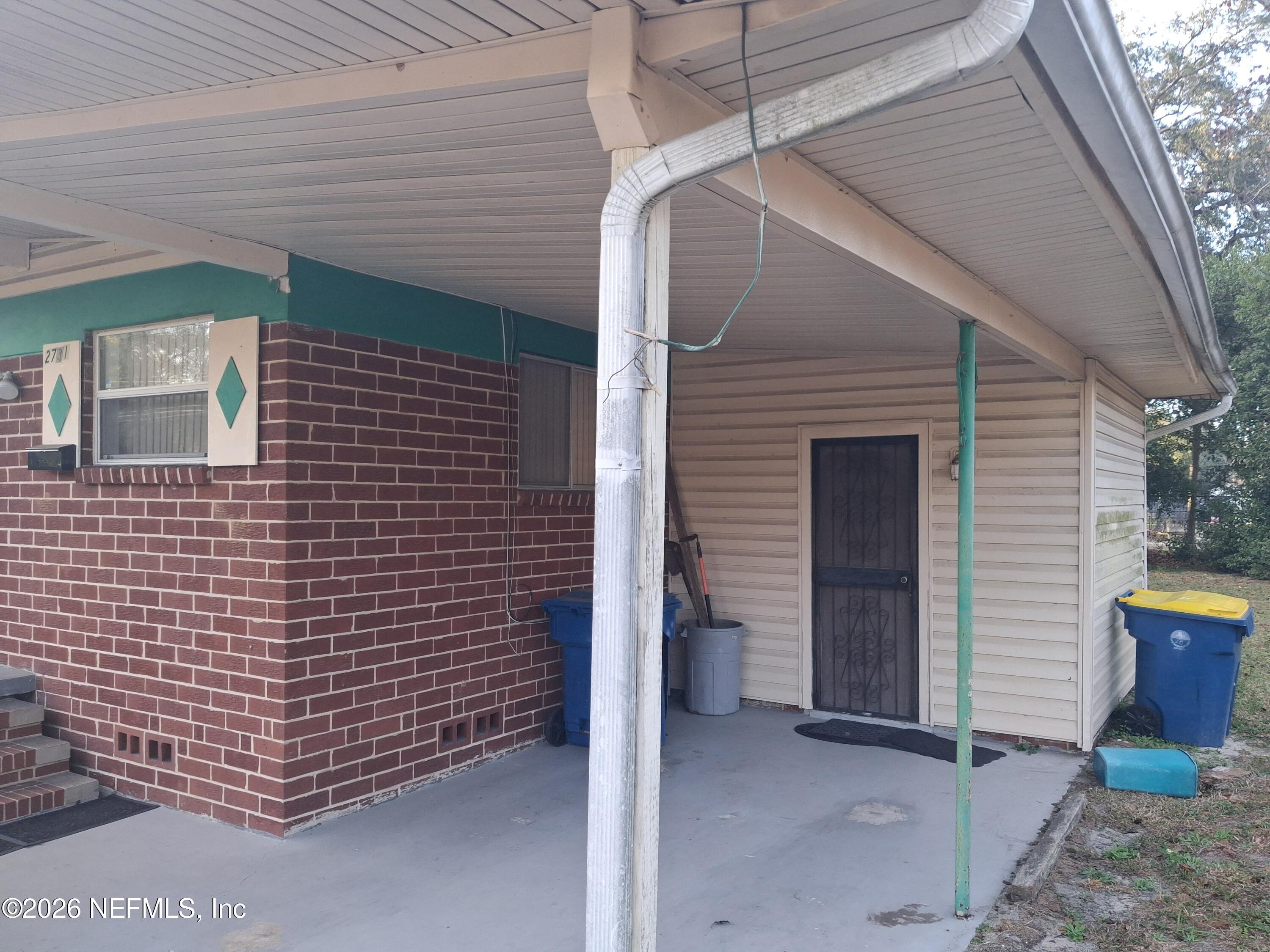 2731 FLORADALE Drive S