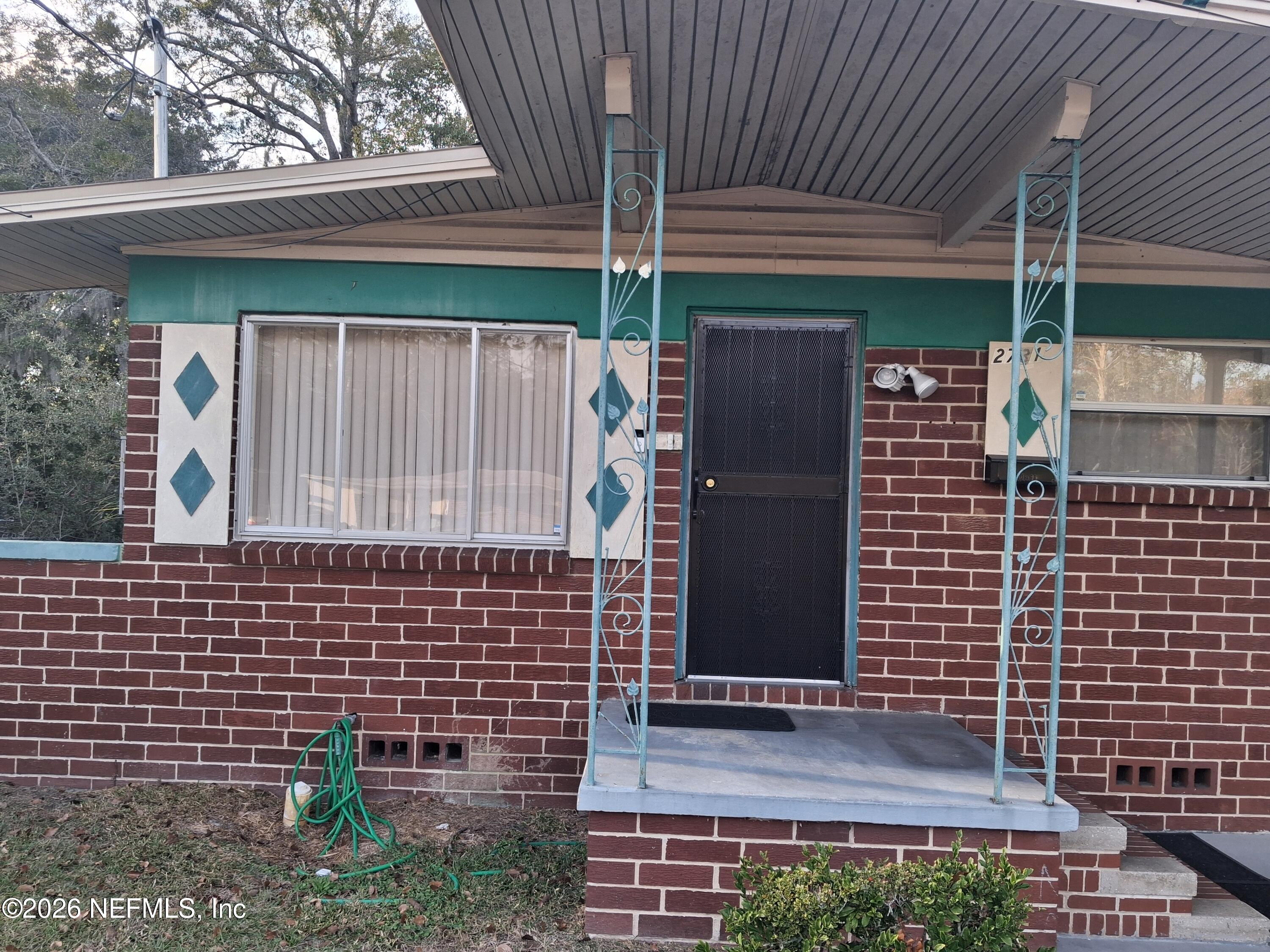 2731 FLORADALE Drive S