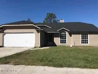 Jacksonville, FL home for sale located at 13315 Currituck Drive N, Jacksonville, FL 32225